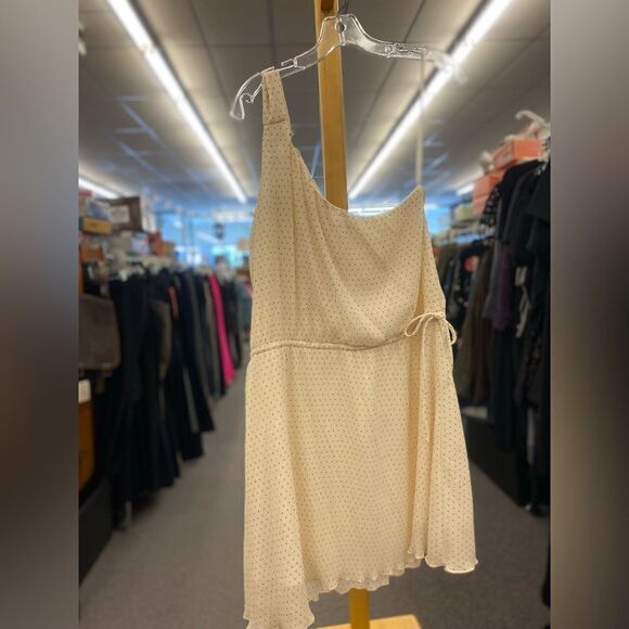 Doe & Rae ladies Med Ivory Polka Dot One Shoulder Dress - Picture 3 of 3